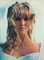 Bo Derek pic #384042