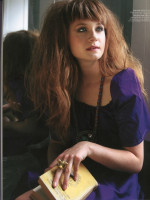 Bonnie Wright photo #