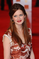 Bonnie Wright photo #