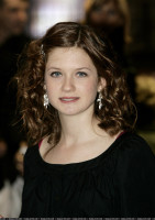 Bonnie Wright photo #
