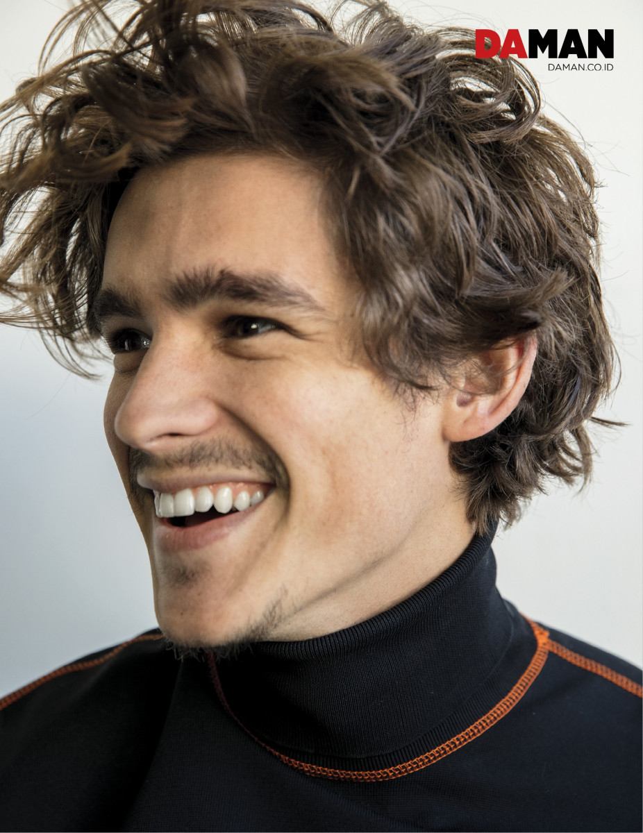 Brenton Thwaites: pic #1290202