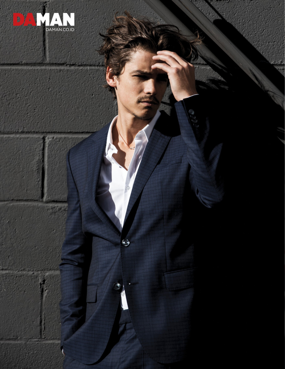 Brenton Thwaites: pic #1290177