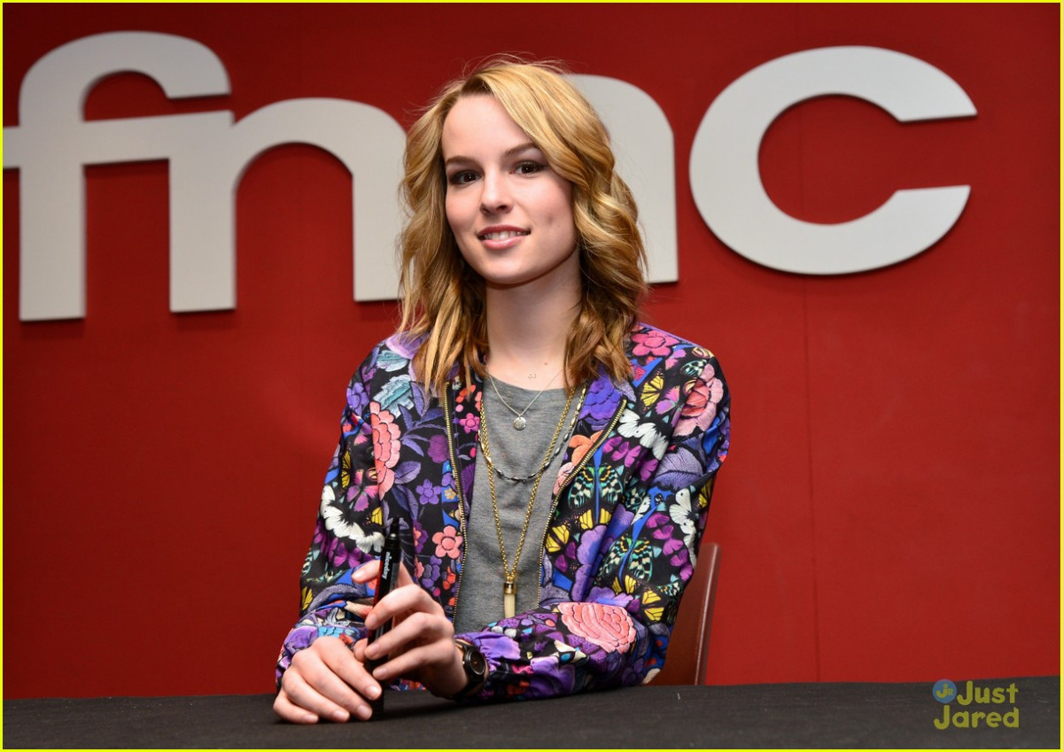 Bridgit Mendler: pic #666422