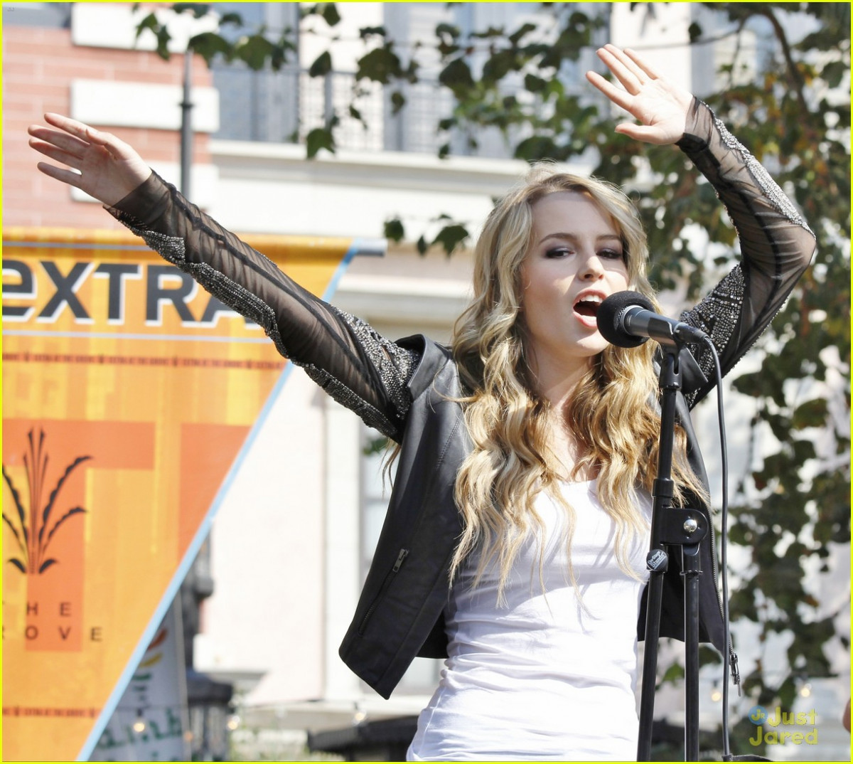 Bridgit Mendler: pic #602622