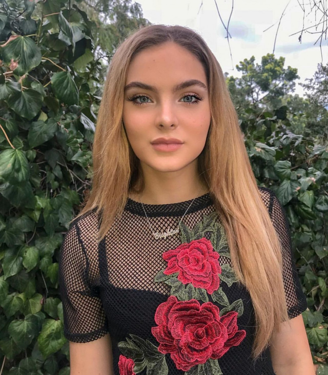 Brighton Sharbino: pic #1026464