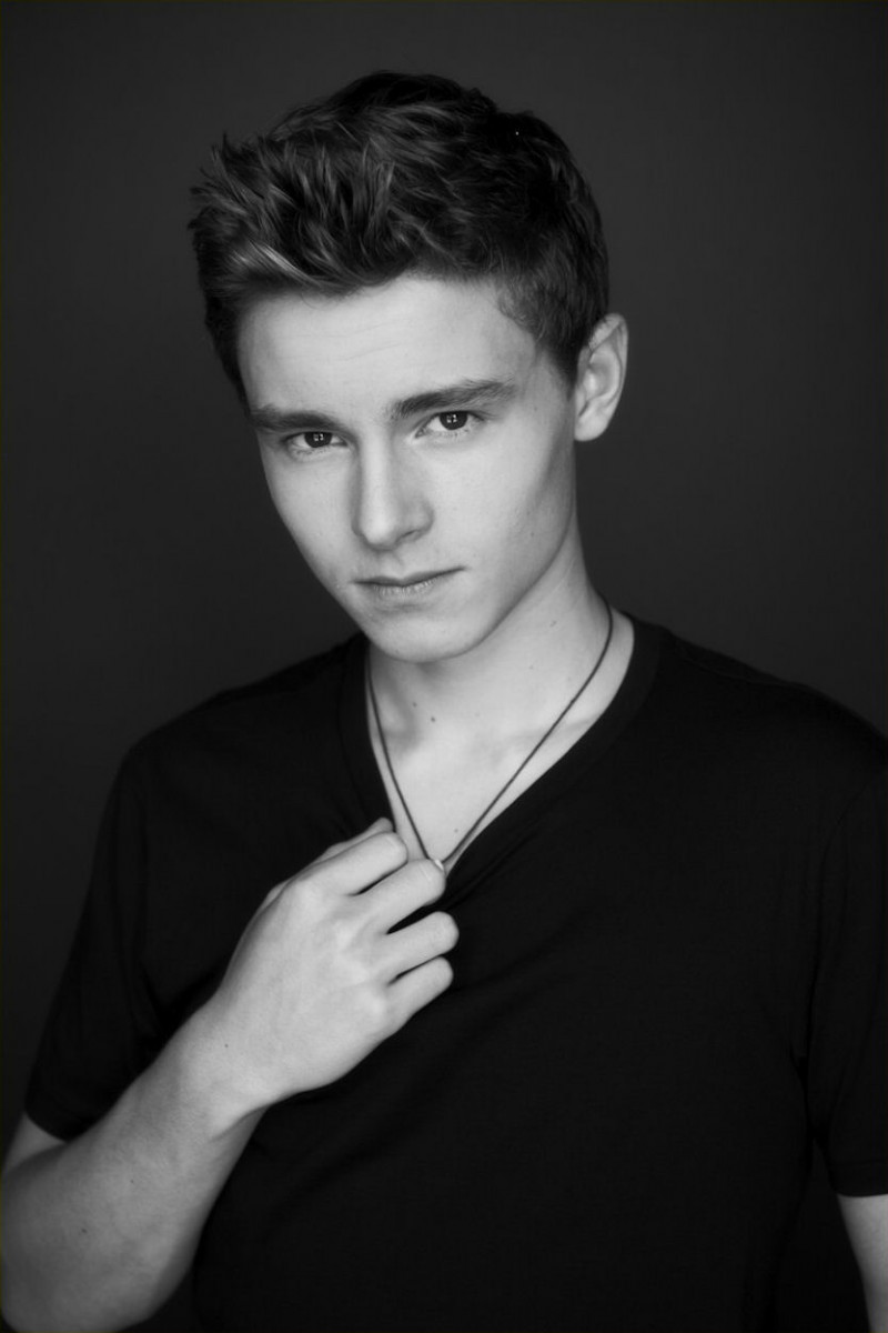 Callan McAuliffe: pic #477675