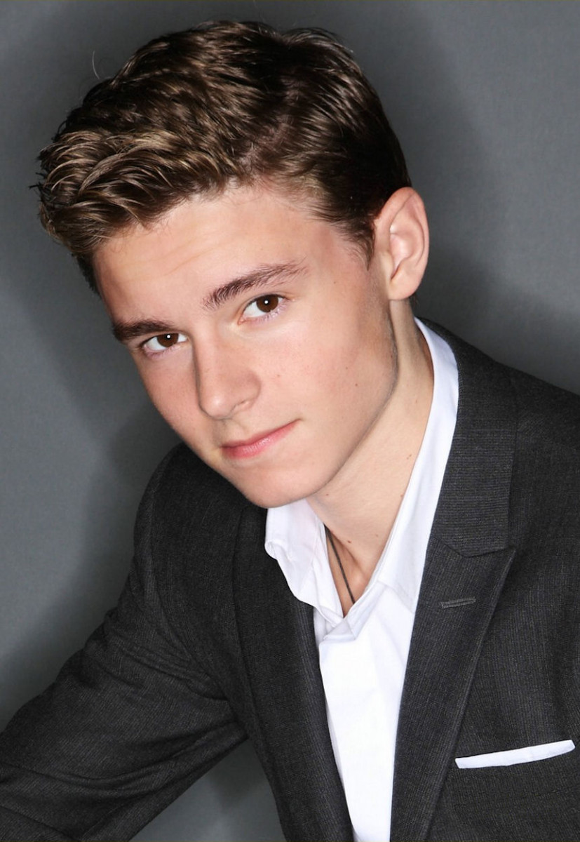 Callan McAuliffe: pic #477674