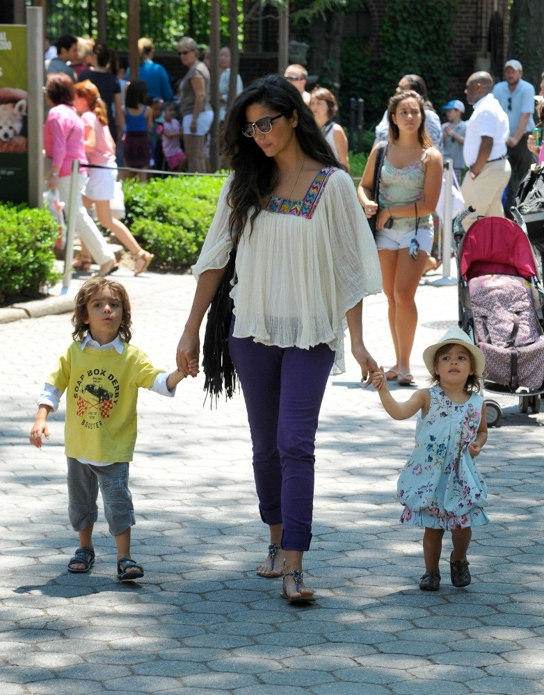 Camila Alves: pic #507422