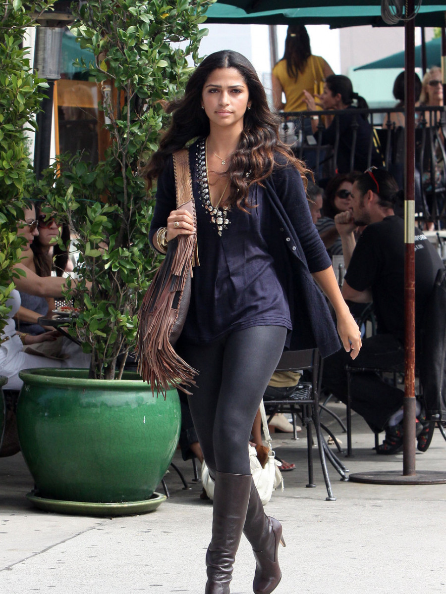 Camila Alves: pic #362750