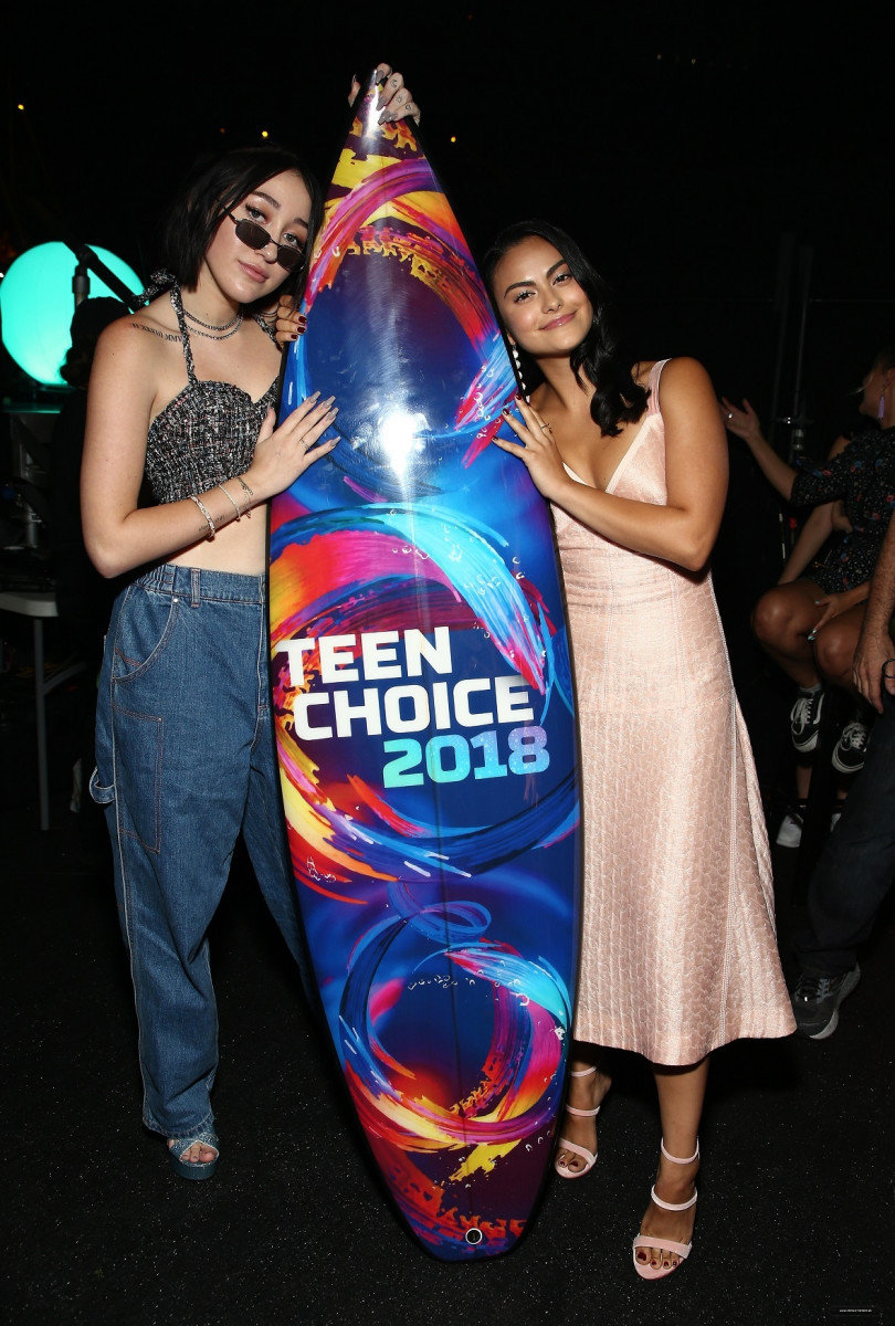 Camila Mendes: pic #1068082