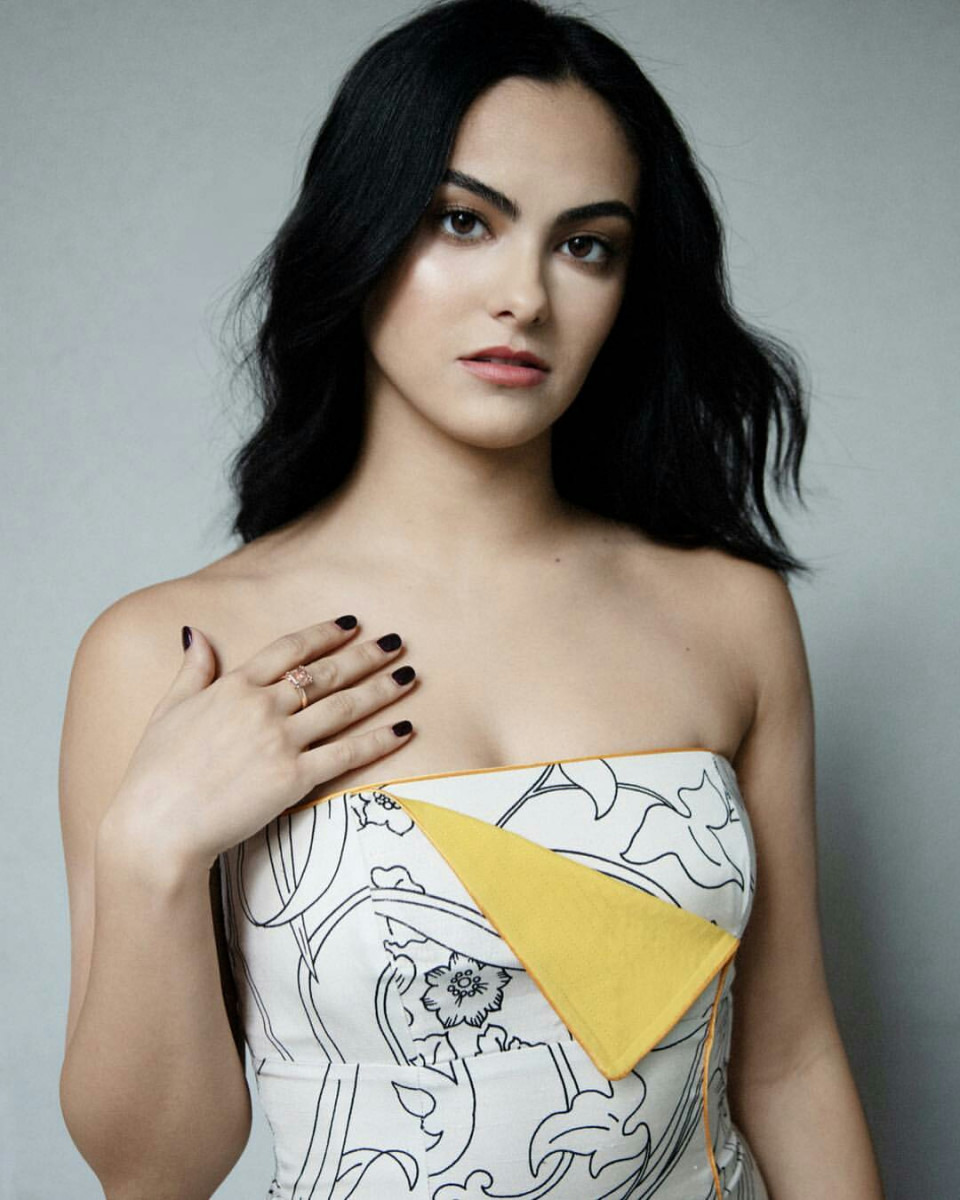 Camila Mendes: pic #1084290