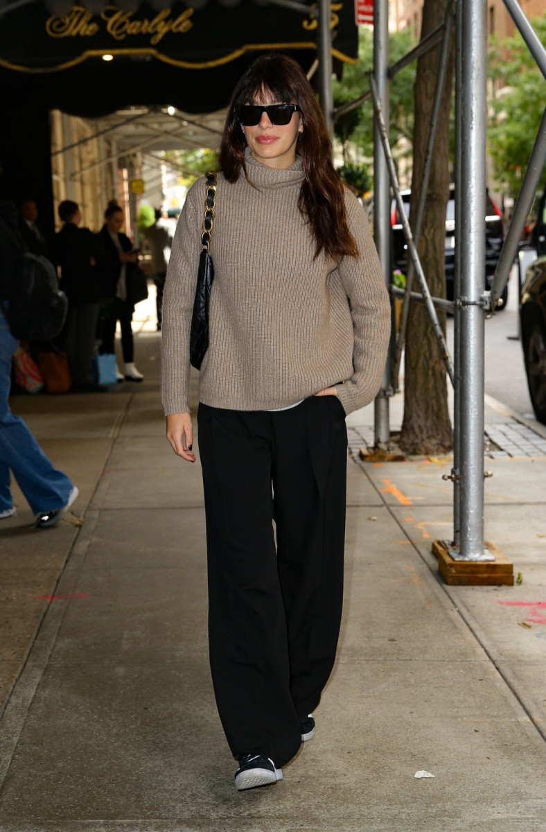 Camila Morrone: pic #1312437
