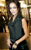 Camilla Belle photo #