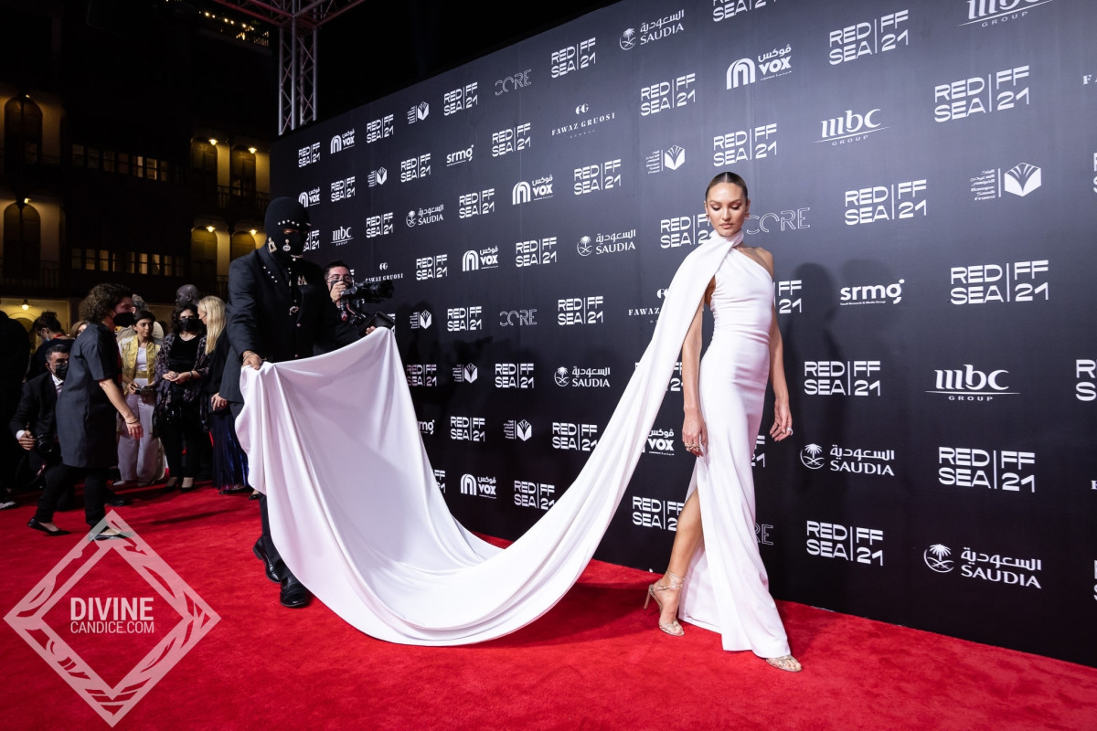 Candice Swanepoel: pic #1285858