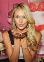 Candice Swanepoel photo #