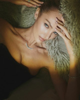 Candice Swanepoel photo #