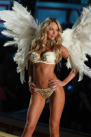 Candice Swanepoel photo #