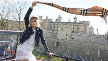 Cara Delevingne photo #