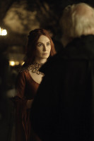 Carice van Houten photo #