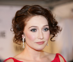 Carice van Houten photo #