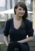 Carice van Houten photo #