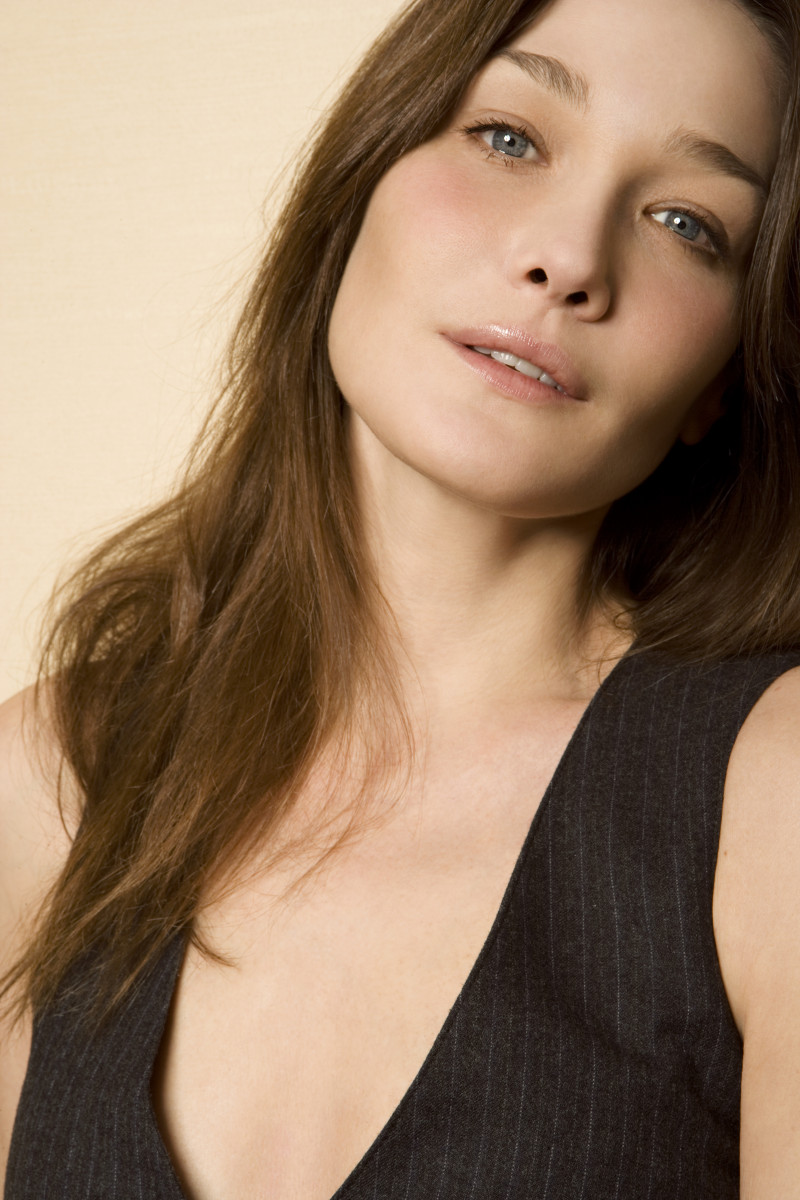 Carla Bruni: pic #346500