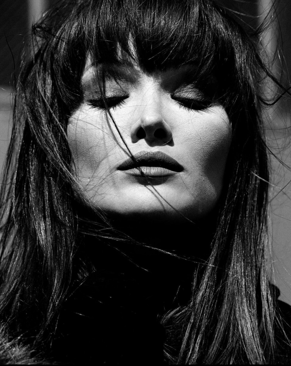 Carla Bruni: pic #1329462