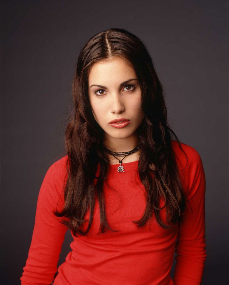 Carly Pope: pic #292915