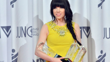 Carly Rae Jepsen photo #