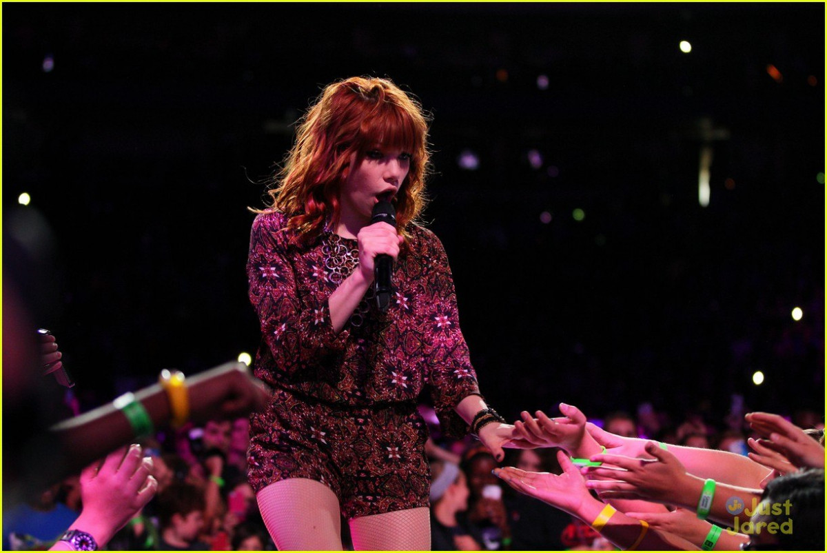 Carly Rae Jepsen: pic #711237