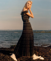 Caroline Trentini photo #