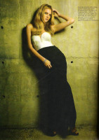 Caroline Trentini photo #