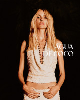 Caroline Trentini photo #