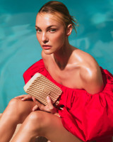 Caroline Trentini photo #
