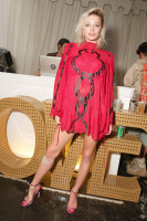 Caroline Vreeland photo #