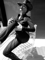 Carre Otis photo #