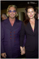 Carre Otis photo #