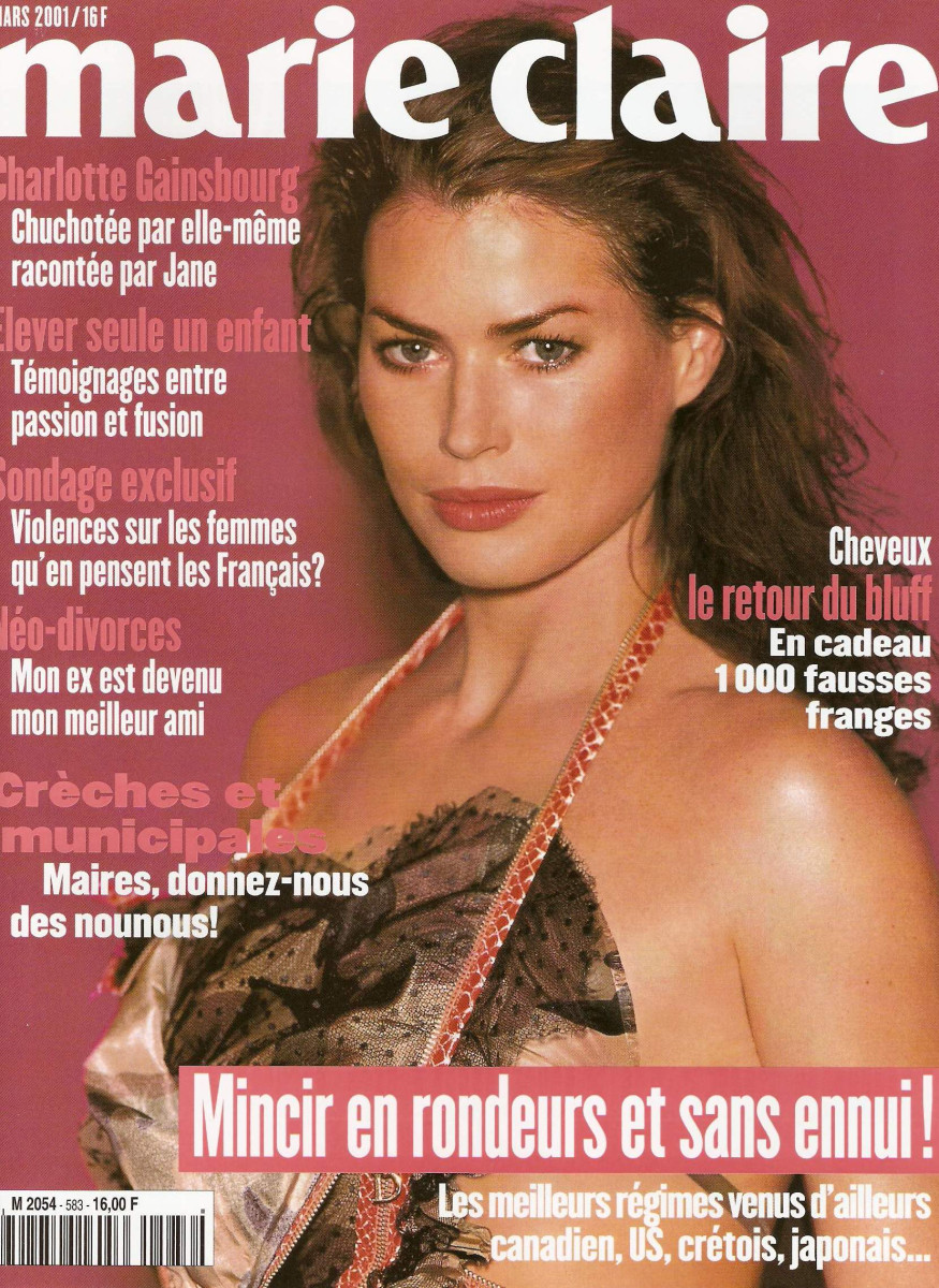 Carre Otis: pic #262709