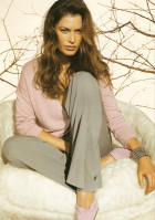 Carre Otis pic #231225