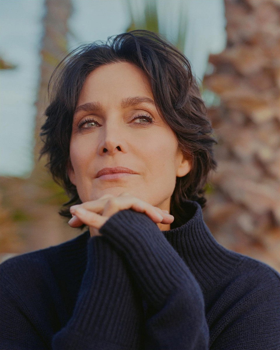 Carrie Anne Moss: pic #1291043