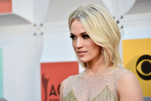 Carrie Underwood photo #