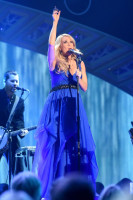 Carrie Underwood photo #