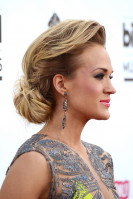 Carrie Underwood photo #