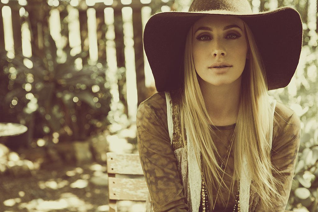 Casey LaBow: pic #902771