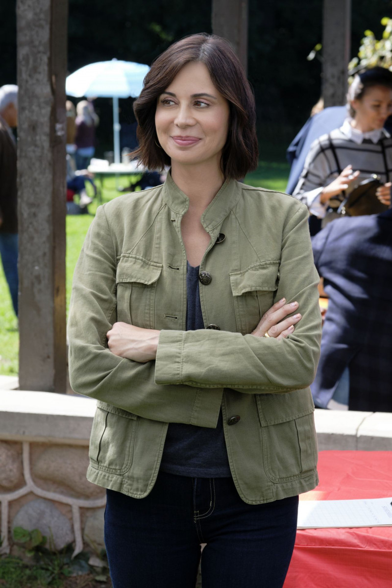 Catherine Bell: pic #1217929