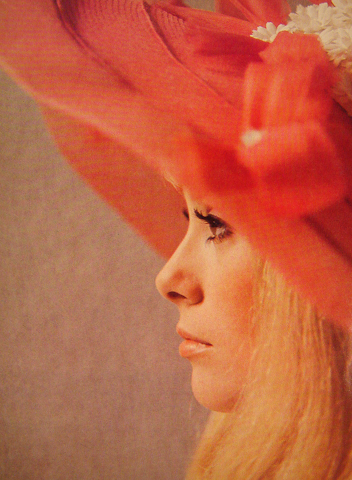 Catherine Deneuve: pic #249905