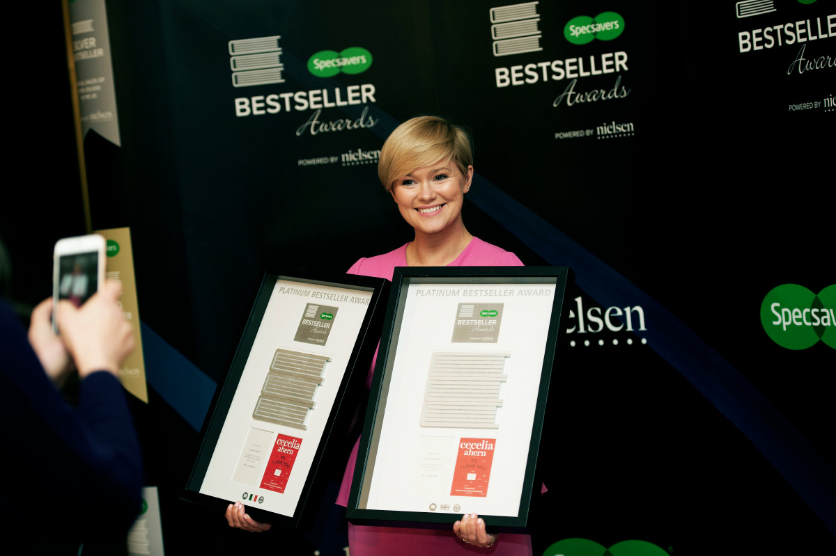 Cecelia Ahern : pic #1099078