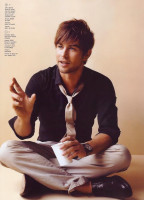 Chace Crawford photo #