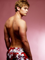 Chace Crawford photo #