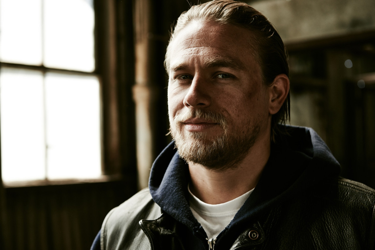 Charlie Hunnam: pic #921231
